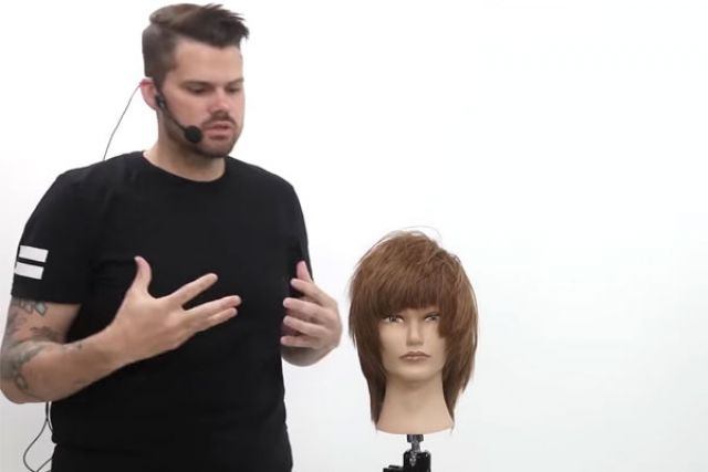 Tips on Coloring and Cutting a Shag Hairstyle