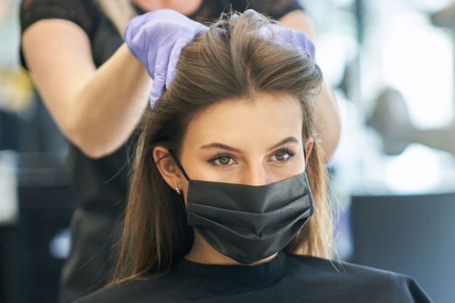New Rules for Face Masks and Coverings in England’s Hair Salons and Barbershops