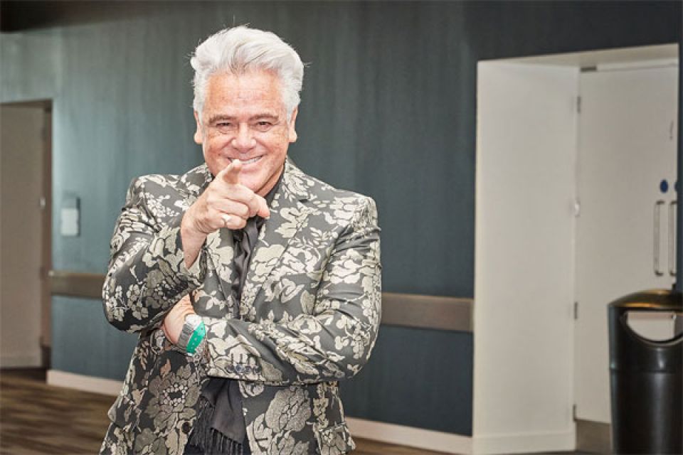 Patrick Cameron – Salon Live