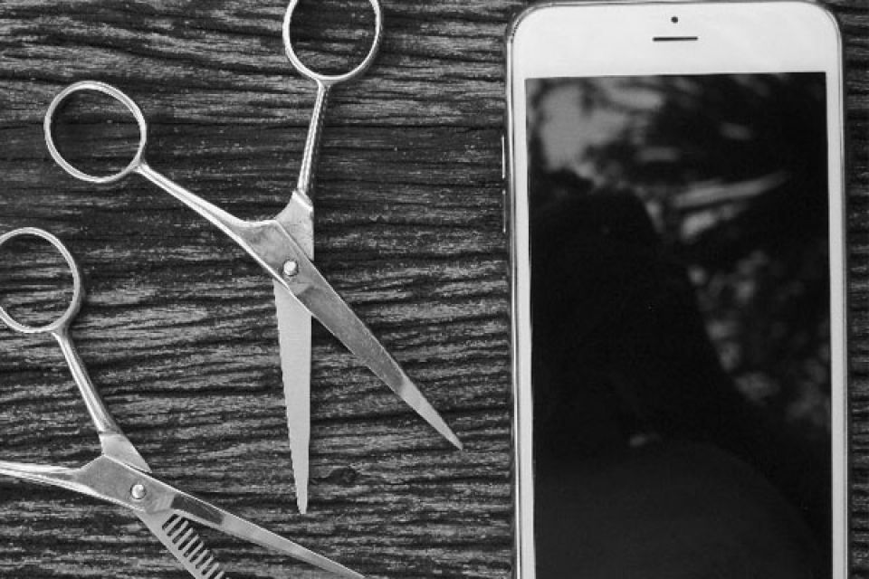 Updated: New COVID-19 App for Hair Salons and Barbershops